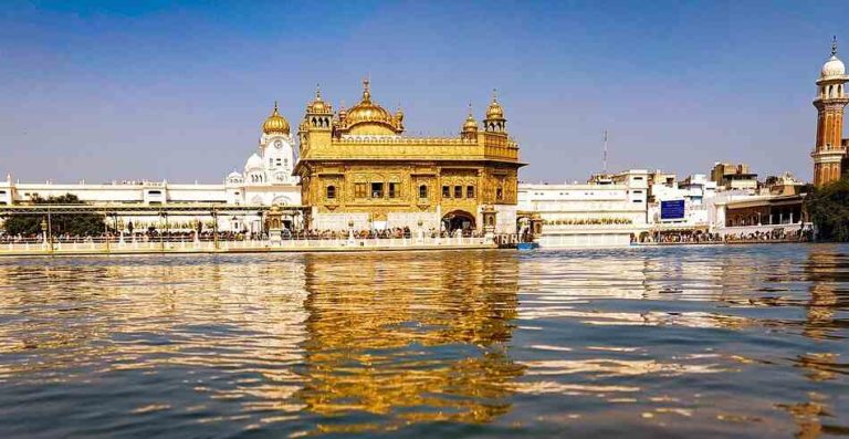 10 Must To Visit Gurudwaras This Guru Nanak Jayanti